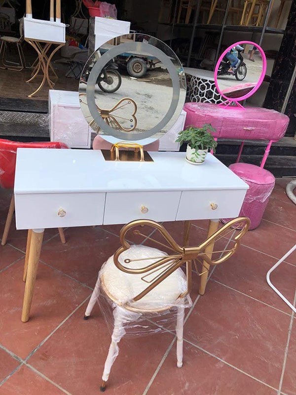 ban-phan-trang-diem203