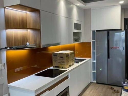 Tủ bếp hiện đại và tiện dụng cho gia đình chất liệu gỗ mdf